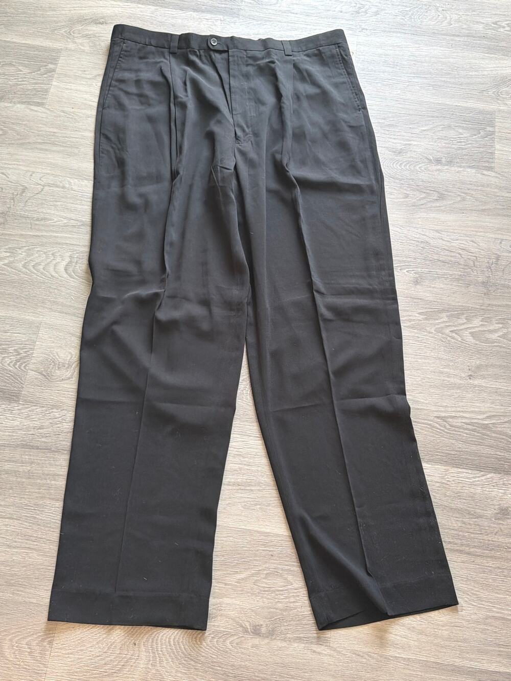 NWT Inserch men’s size 44 black dress pants pleated front